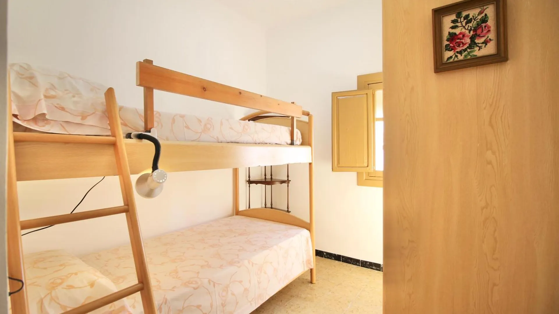 Holiday home Lo Xalet De Les Cases Les Cases d'Alcanar Spain
